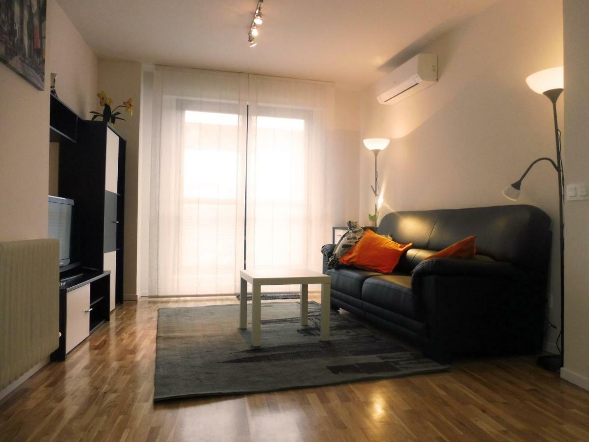 Atico En Pamplona Appartement Baranain Buitenkant foto